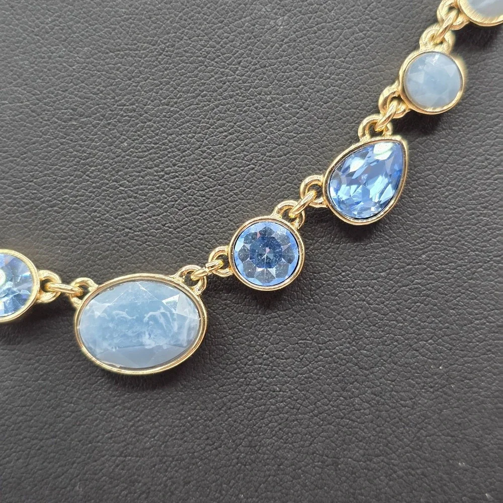 DKNY Gold Tone Blue Crystal Graduated Station‎ Necklace Choker Jewelry Used